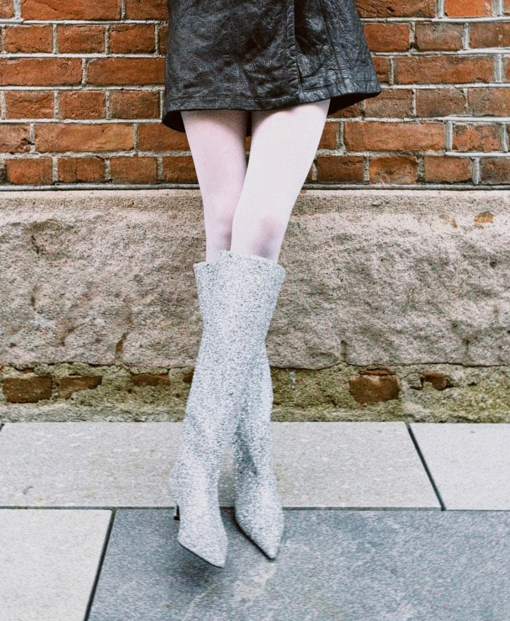 Teurn Silver Glitter Boots