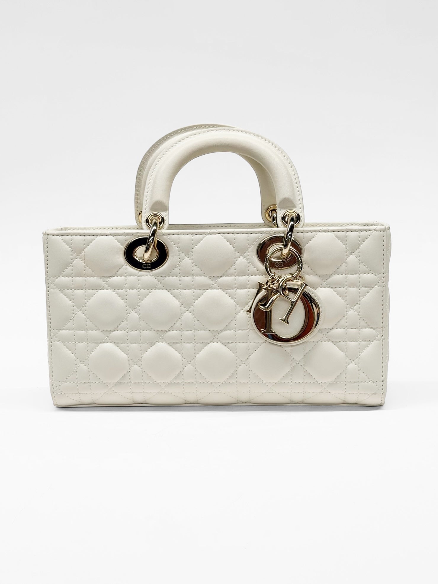 Christian Dior Lady Dior Medium – White Cannage Lambskin, Gold