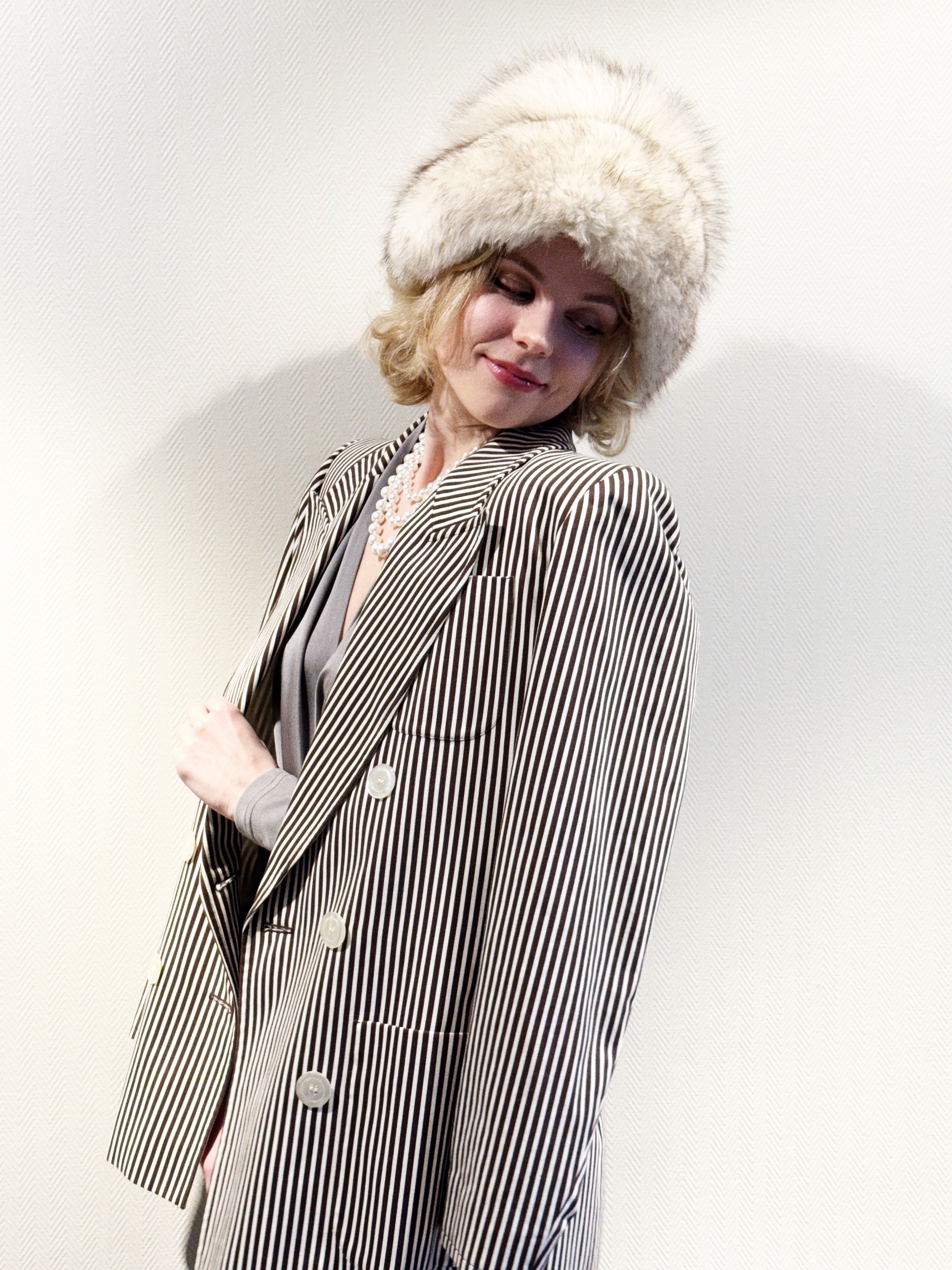 Norge "Hai" White Fur Hat