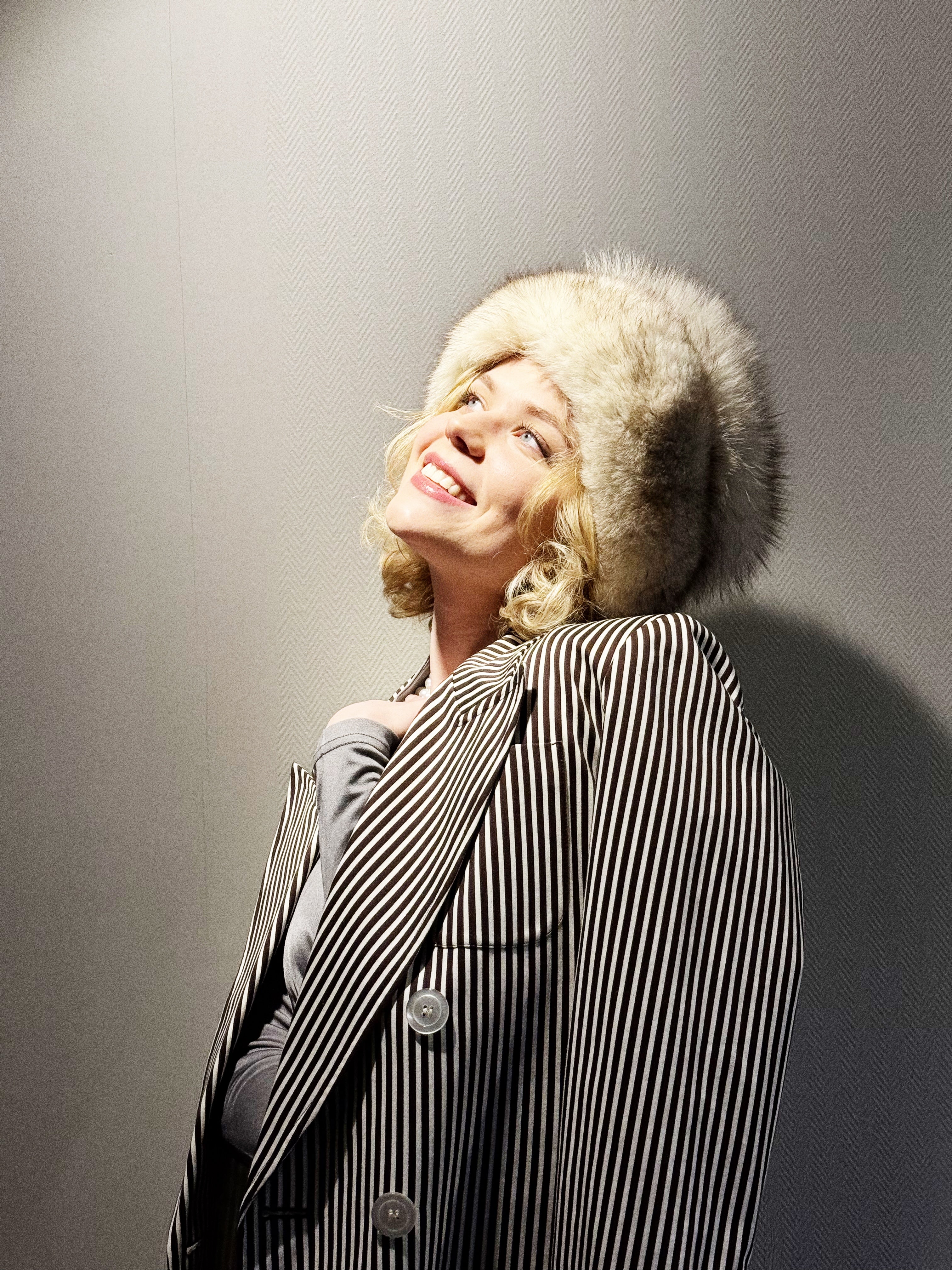 Norge "Hai" White Fur Hat