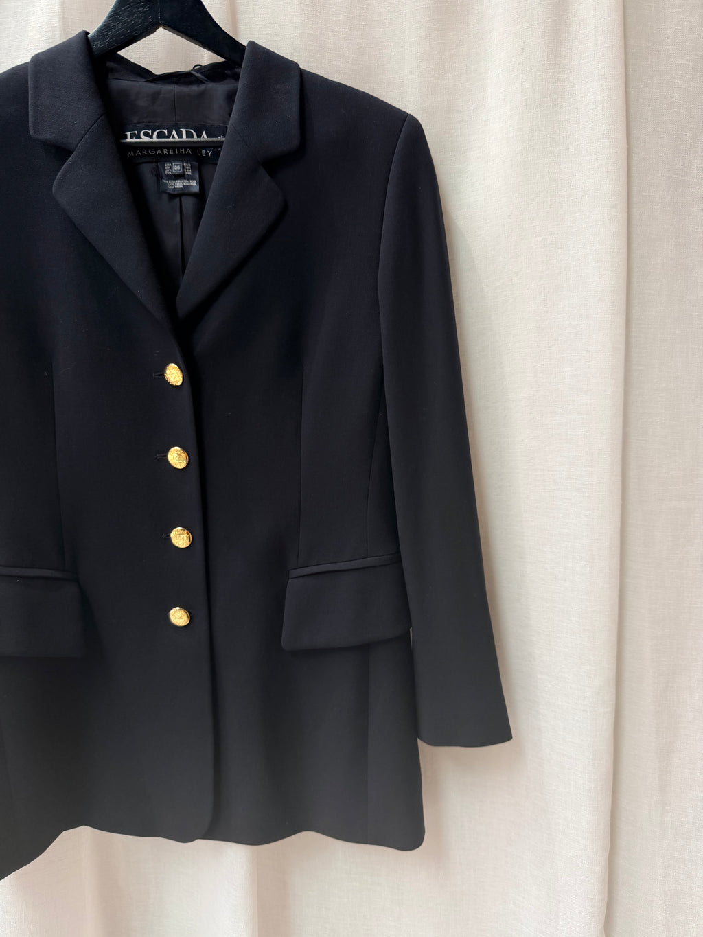 Escada Jackets 36
