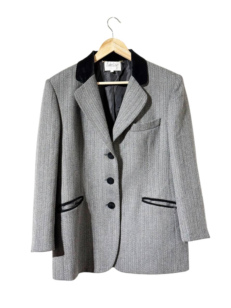 L’Atelier Vintage Herringbone Blazer
