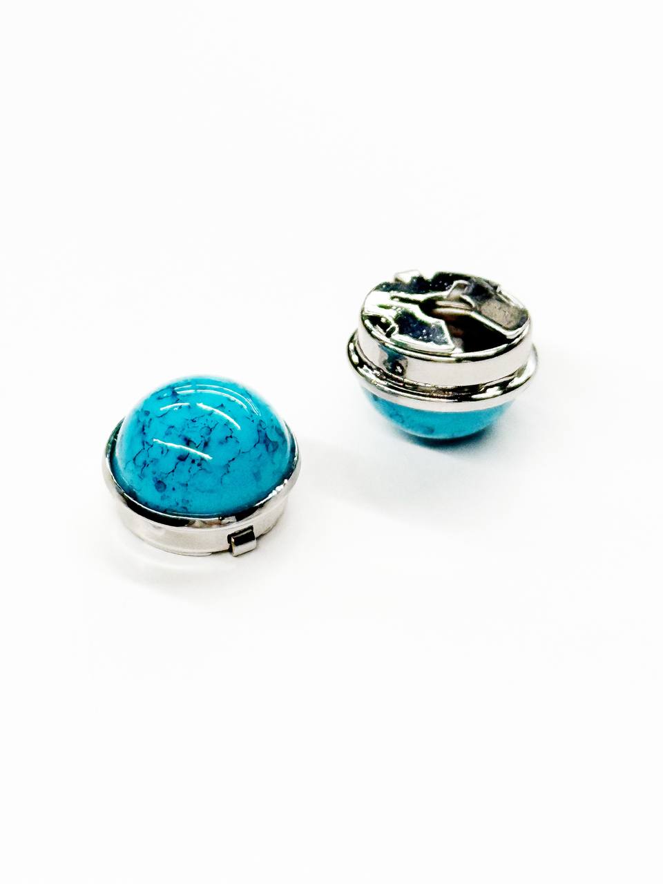 Allison Button Cover
